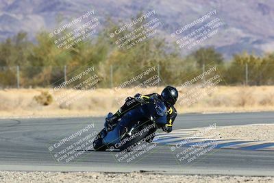 media/Jan-09-2022-SoCal Trackdays (Sun) [[2b1fec8404]]/Turn 6 (1035am)/